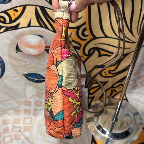 Relic by Fossil Colorful Summer Floral Crossbody Canvas Handbag - Picture 7 of 16